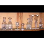 Selection of collectable early glassware, includin