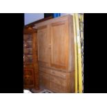 Very large Victorian pine linen press, with two do