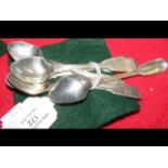 Five silver teaspoons - London 1834