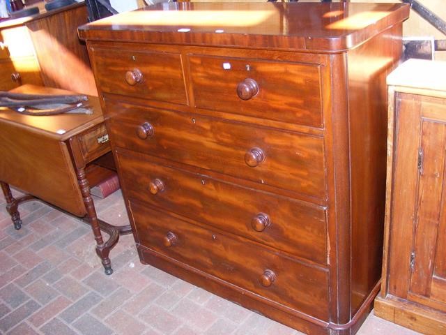 Victorian cap-top chest of drawers