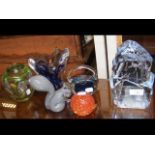 Various collectable glassware