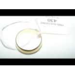 A 14ct gold wedding band - 5.4g