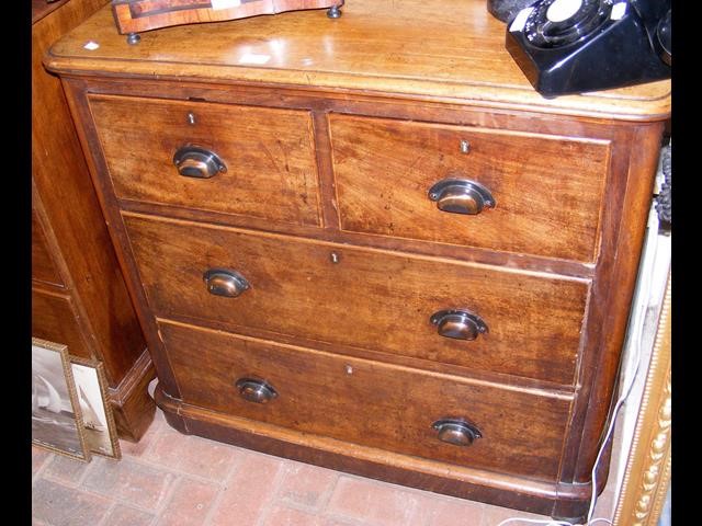 Antique chest of drawers