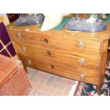 Continental mahogany chest of drawers