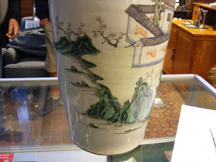 Oriental floor vase with garden and mountain decor - Image 12 of 24