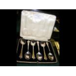 Set of six silver teaspoons in presentation case