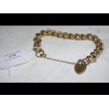 A heavy 9ct gold chain bracelet - 60g