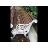 A 222cm garden bench