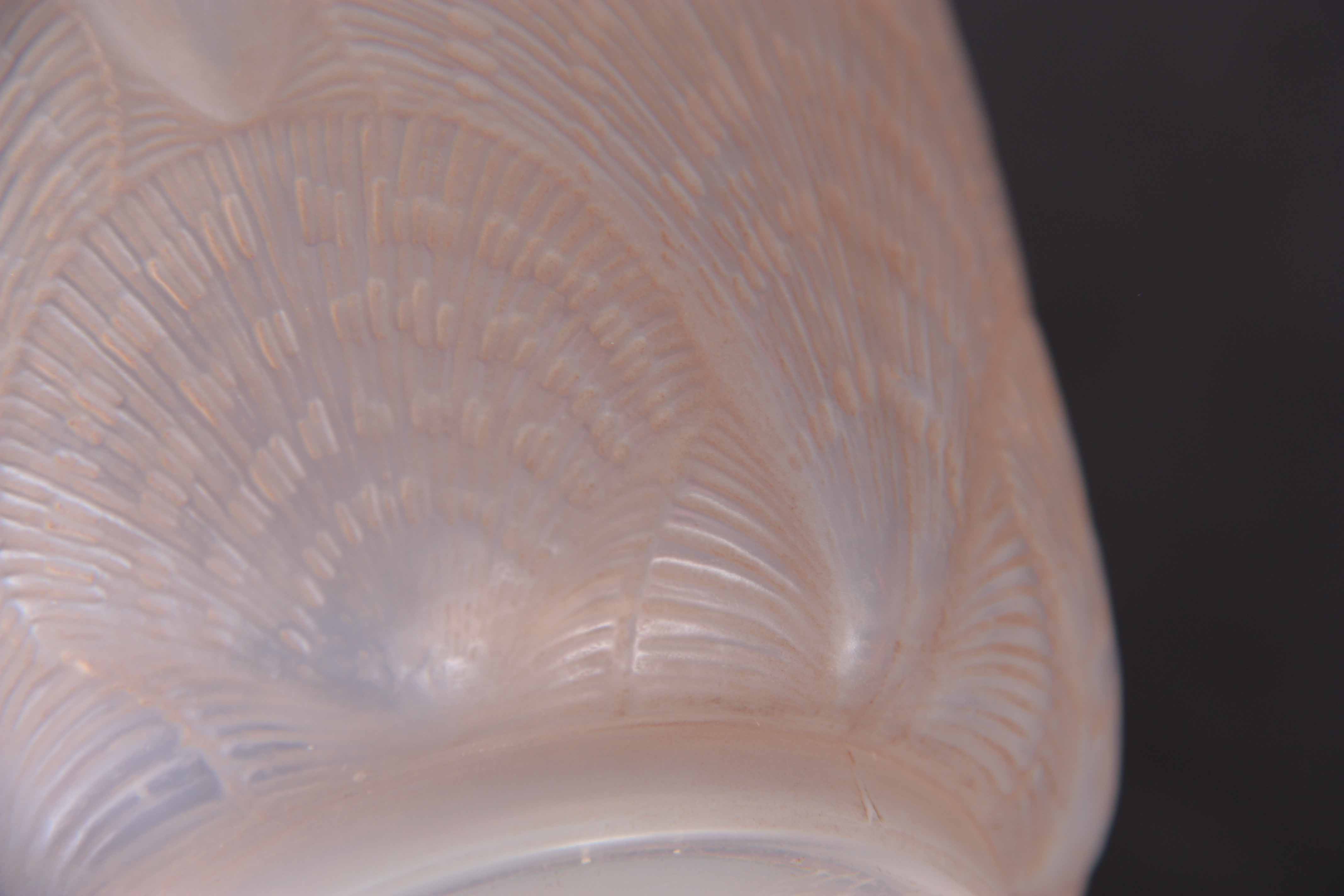 R. LALIQUE AN OPALESCENT COQUILLES VASE highlighted with blue staining - engraved signature R. - Image 3 of 5