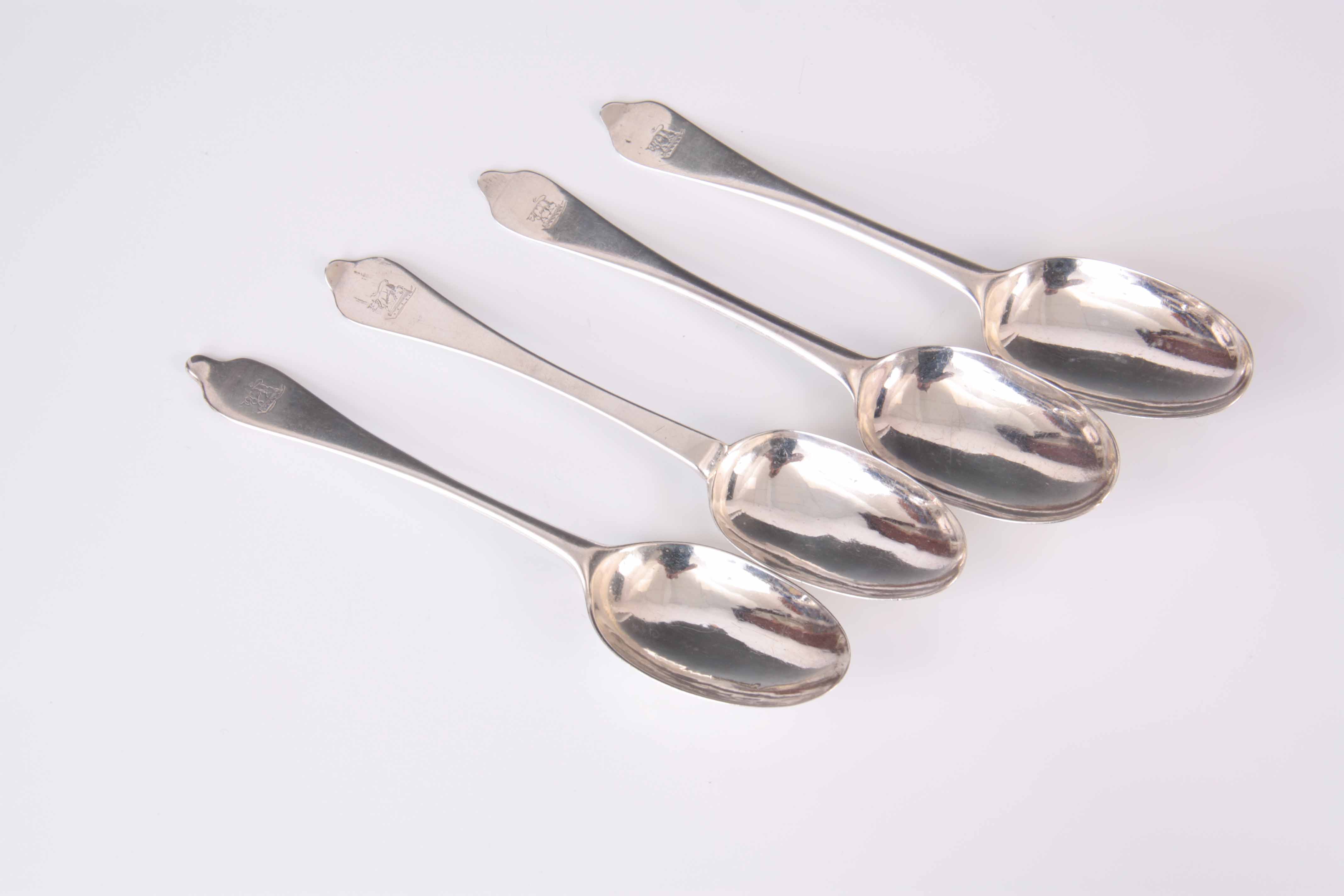 FOUR QUEEN ANN DOG NOSE SPOONS with engraved 'Bull' crests 19cm long, app. 6.5 troy oz. - Andrew