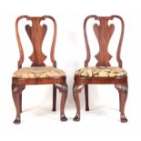 A FINE PAIR OF GEORGE II MAHOGANY SIDE CHAIRS with solid vase shaped back splats and drop in