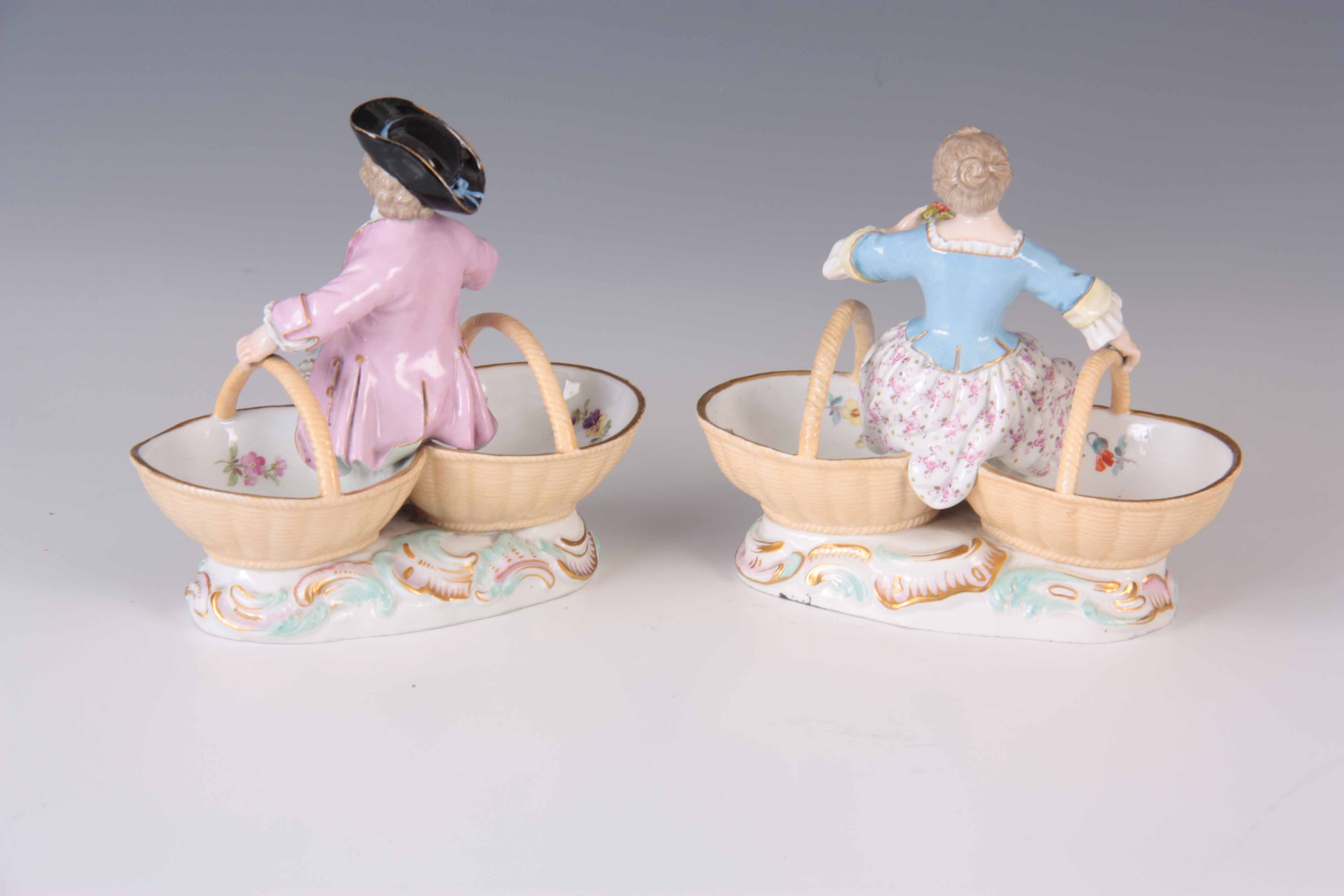 A PAIR OF 19TH CENTURY MEISSEN PORCELAIN TABLE SALTS depicting a young boy and girl sat between - Image 4 of 5
