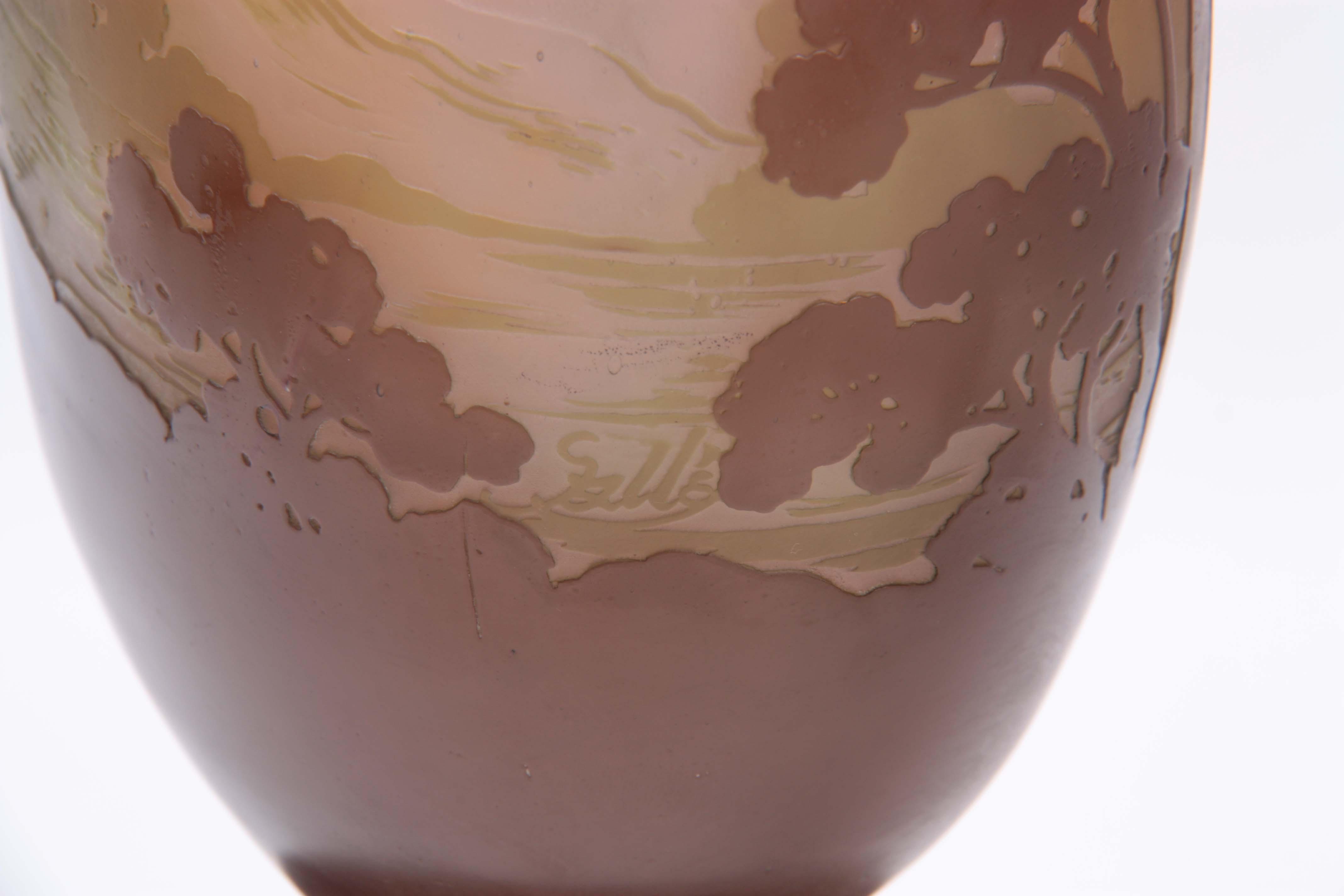 GALLE A LARGE EARLY 20TH CENTURY OVERLAY GLASS VASE of flattened footed ovoid form depicting a - Image 5 of 6