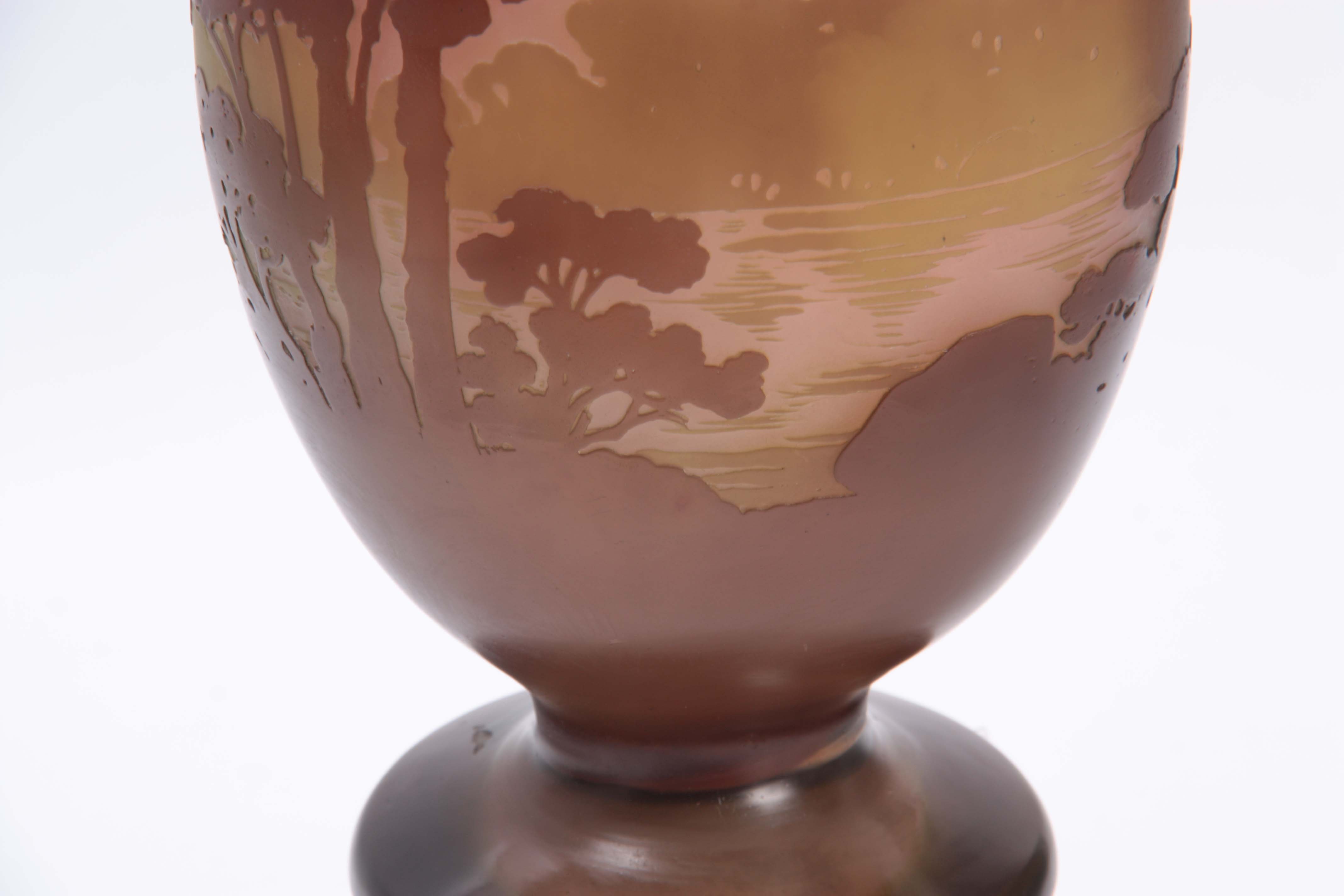 GALLE A LARGE EARLY 20TH CENTURY OVERLAY GLASS VASE of flattened footed ovoid form depicting a - Image 4 of 6