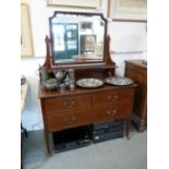 Edwardian Mahogany Dressing table of 3 drawers with brass drop handles