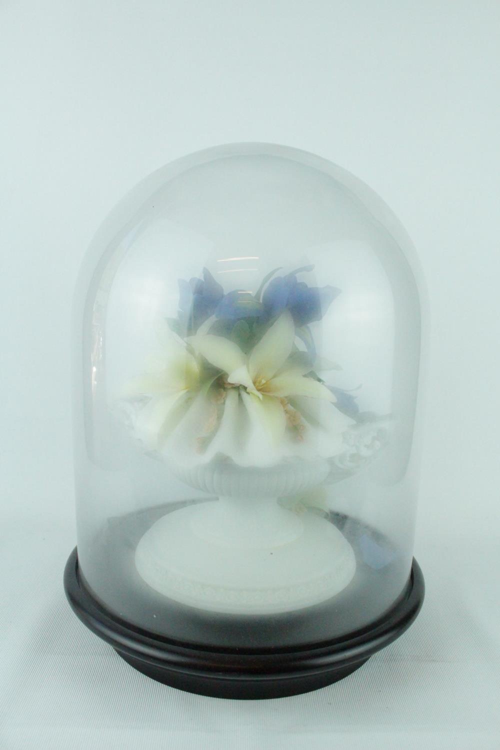 Lladro 'Romantic Vase', under glass dome. Limited Edition 44 of 300. Model 01011787, Introduced in