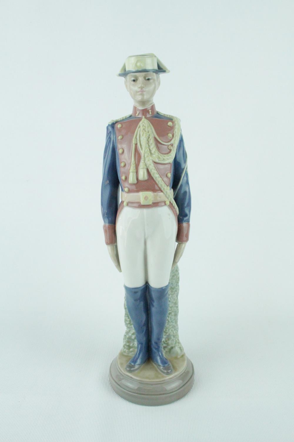 Lladro 'Civil Guard at Attention', Sculptor: Salvador Furió. Model 01005273, Introduced in 1985