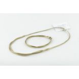 Ladies 9ct gold twin strand necklace and bracelet set 25g total weight