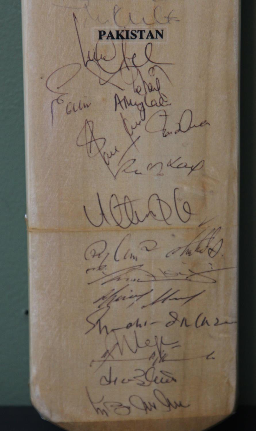 A full size Duncan Fearnley bat hand signed by the England & Pakistan teams at the 1996 Test Series. - Image 4 of 4