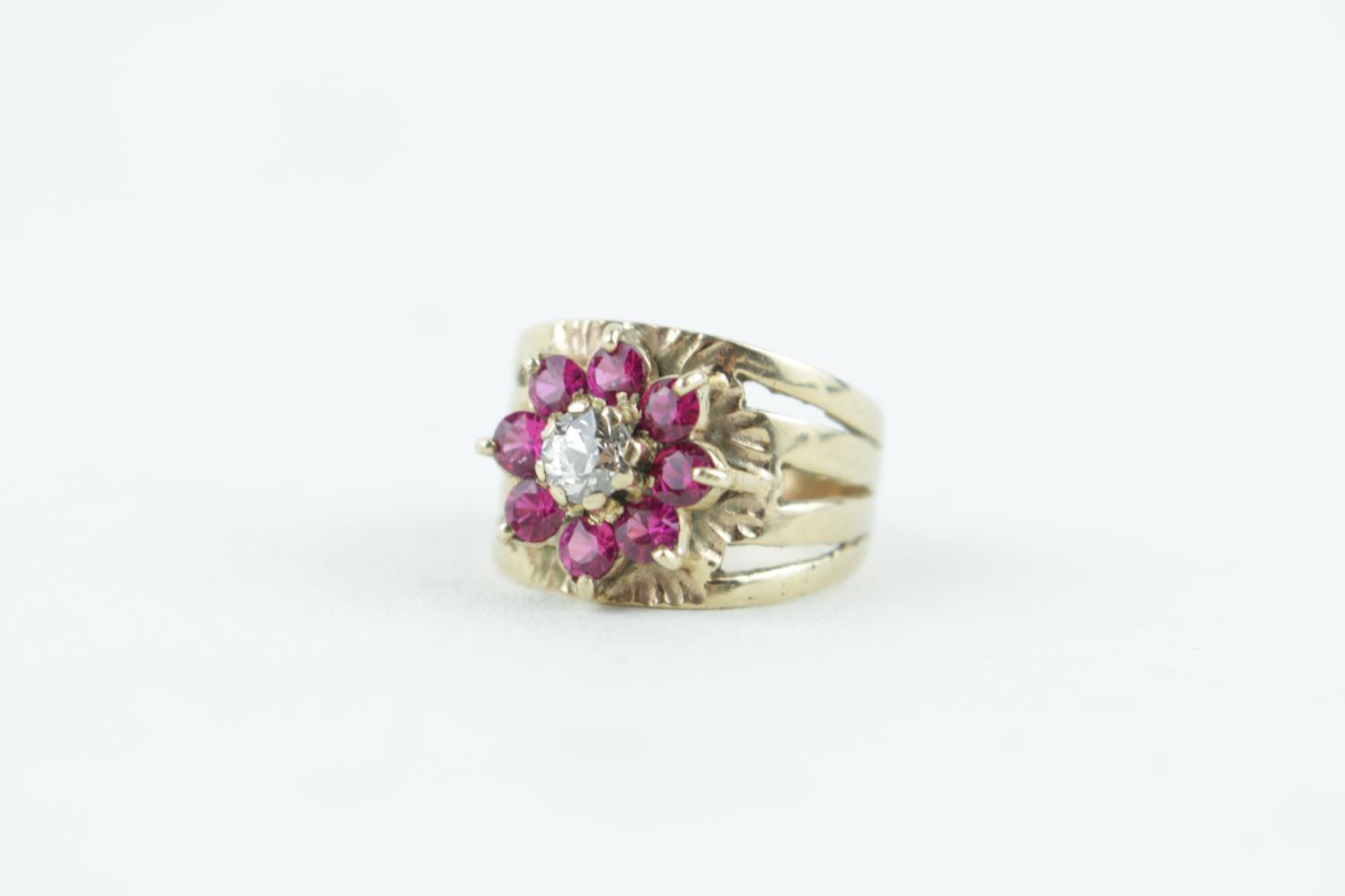 1970s Design Yellow metal Diamond and Pink Spinel cluster ring on wide banded mount, 5.7g total