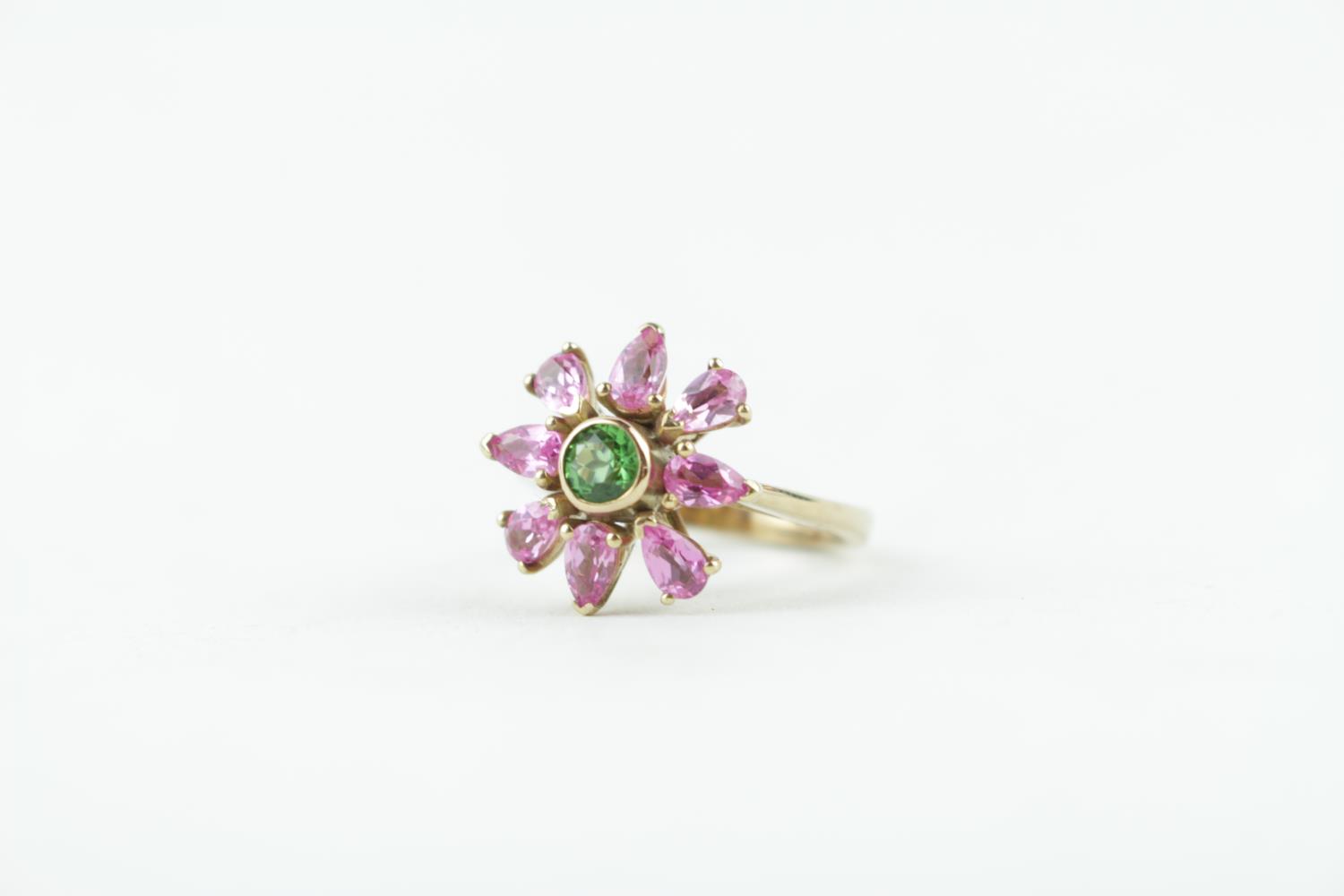 Ladies 9ct Gold Rubover set Green Spinel with Pink Spinel petals, 5g total weight. Size O