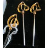 Five Charles Horner 9ct gold terminal Art Nouveau style hat pins with steel pins