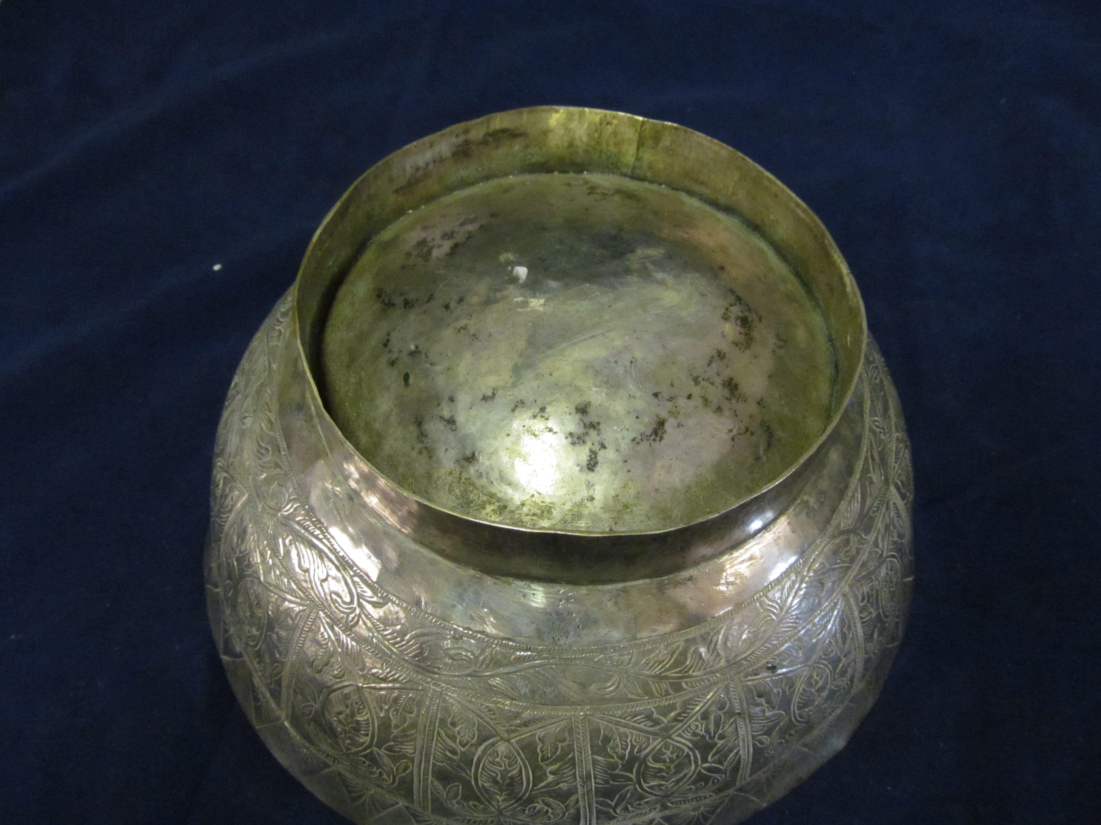 A Turkish silver bowl - Image 2 of 2