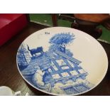 A large Mintons blue and white plate two cats on roof (a/f)