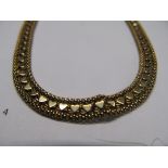 A 14ct gold necklace