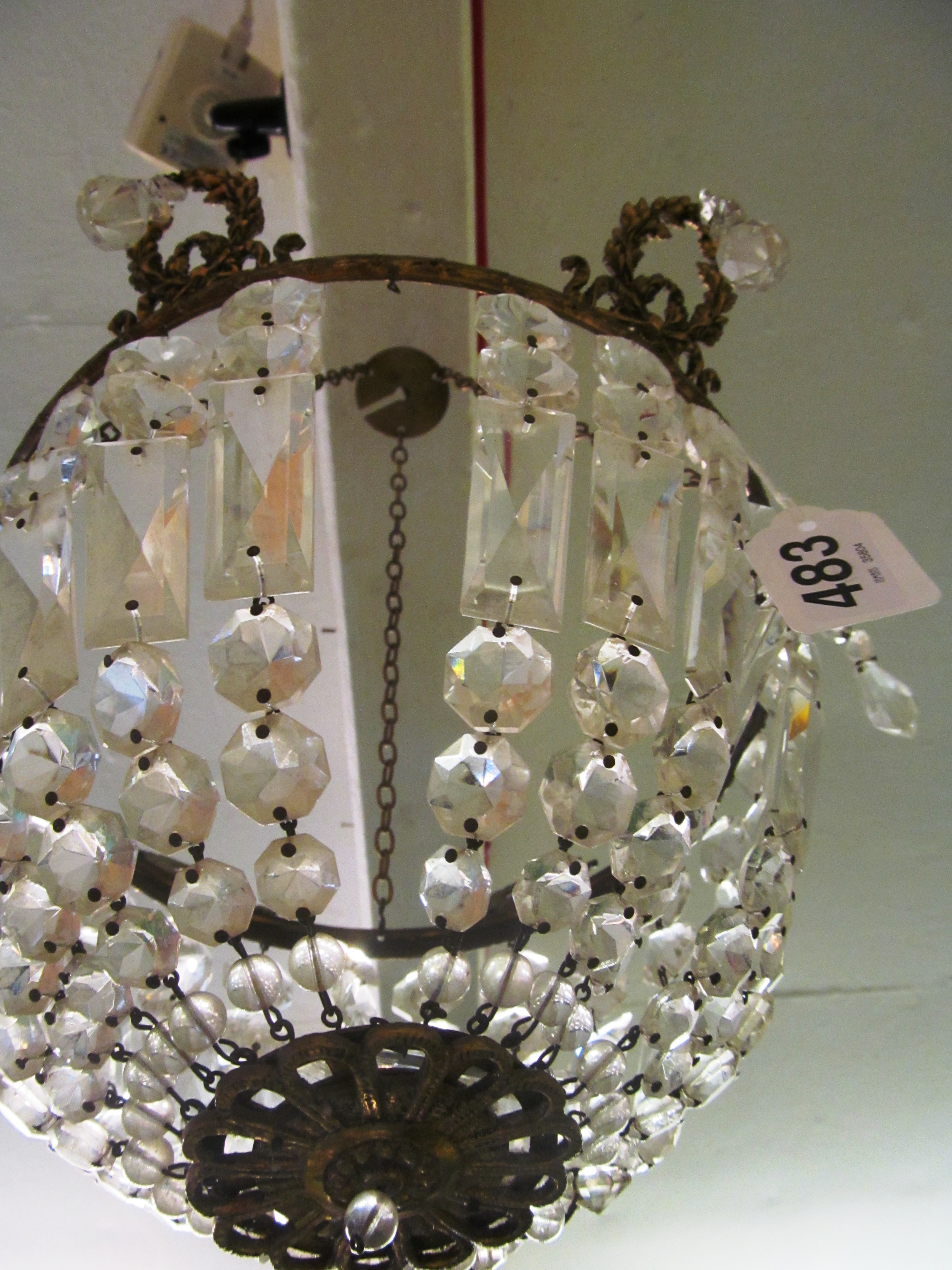 A glass bag chandelier with wreath motif to rim - Image 3 of 3