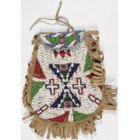 A GOOD PLAINS BEADED FRINGED BAG, C. 1900