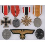 GERMAN WWII MEDALS & BADGES