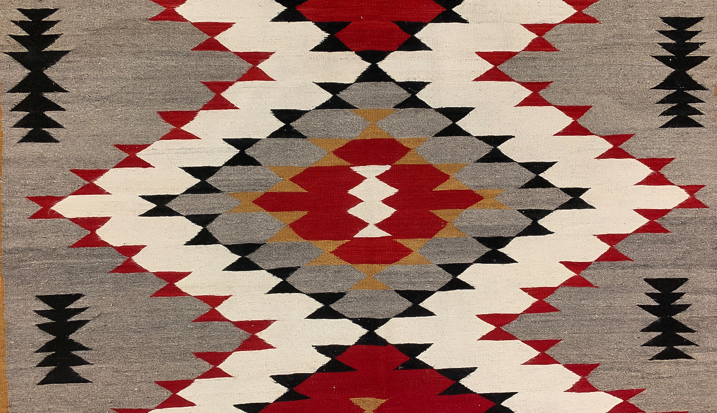 A NAVAJO ROOM SIZE GANADO RUG - Image 7 of 8