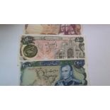 Iran - 1974-79 (ND) 200 Rials, Grade UNC-Iran - 1976 (ND) 100 Rials, Ref: P108, Grade EF.