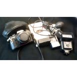 Camera-Mixed lot-includes paperback complete user's guide to Minolta Charger, flash, slides