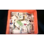 Cigarette Cards box mixed odds and loose cards 1.50kg