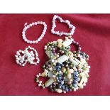 Necklace's + Bracelet's- Pearl and freshwater pearl necklace's and bracelet's in excellent condition