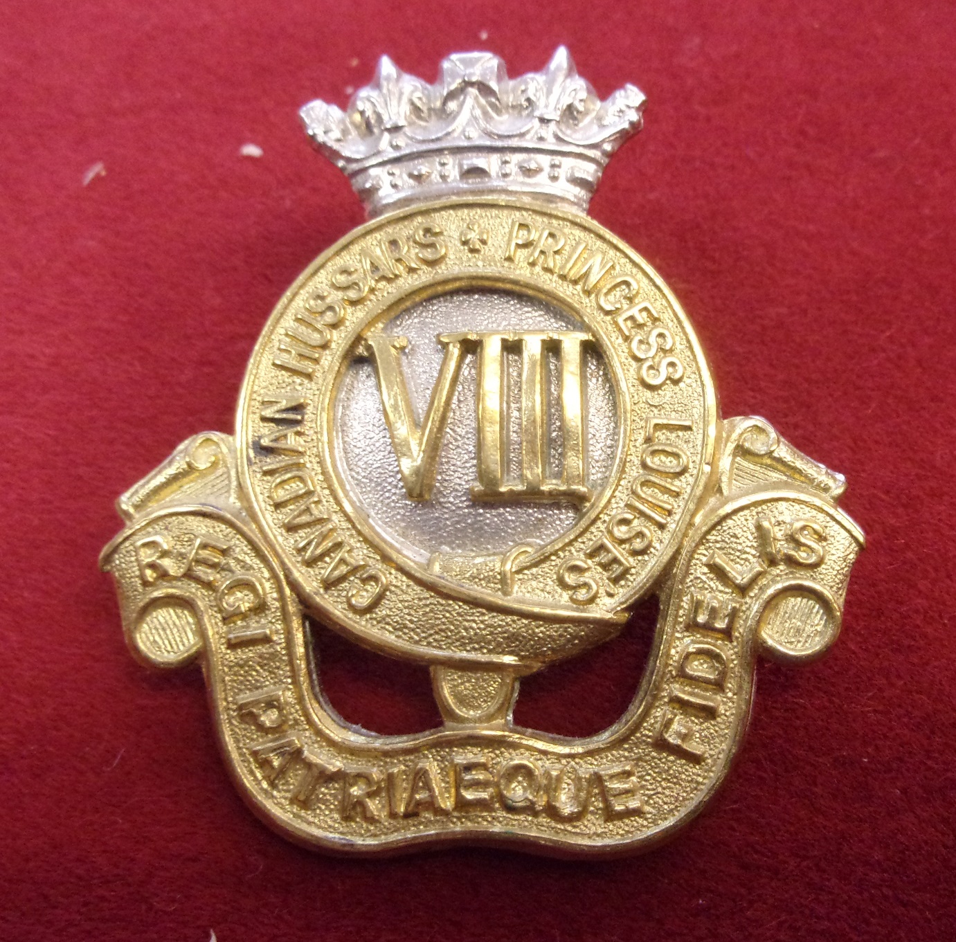 Canada - 8th Canadian Hussars -(Princess Louise's) Cap Badge Post 1957
