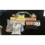 Hornby OO-Includes various station buildings, Foot Bridges, Fences, Excellent condition