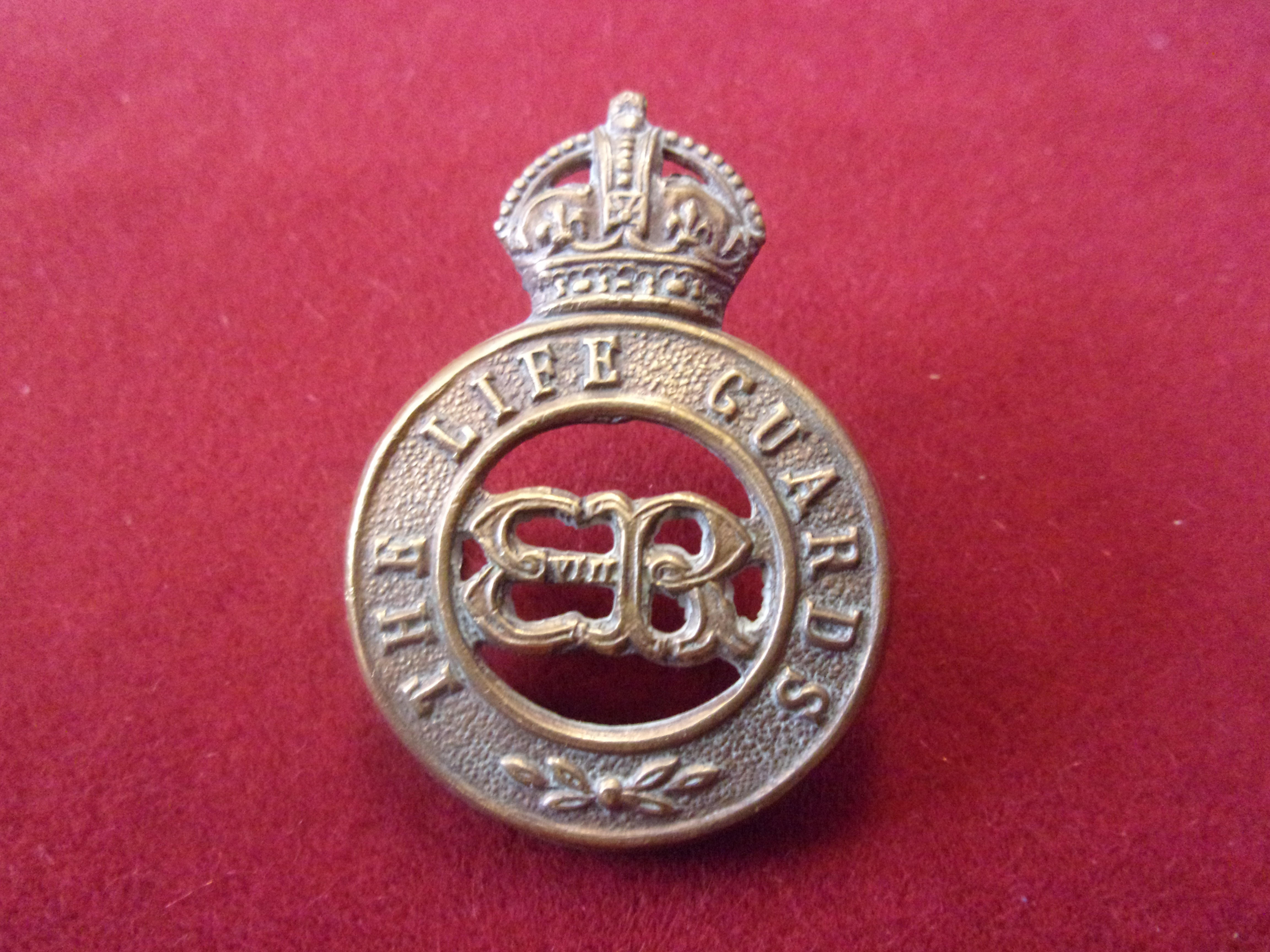 The Life Guards 1930s Service Dress Cap Badge, third type with King Edward VIII Cypher. (Brass,