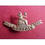 Norfolk Regiment WWI Officers Collar Badge (Gilding-metal), two lugs.