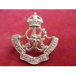 The Queen's Own Oxfordshire (Yeomanry) Hussars WWI Cap Badge (Brass), two lugs. third type with