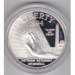 USA 1994 – Vietnam Veterans Memorial- silver proof dollar, BUNC, with certificate