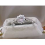 PLATINUM DIAMOND SOLITAIRE RING, of approx 1ct, stone 6.8mm dia, size K/L