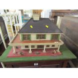 SCALE MODEL COLONIAL HOUSE, with veranda home built table top scale model house, 17" width