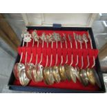 SOUVENIR SPOONS, collection of 15 Eastern silver crested souvenir spoons, inc Singapore and Malaysia