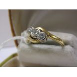 18ct YELLOW GOLD 3 STONE DIAMOND RING, 3 bright well matched diamonds of good colour and clairty,