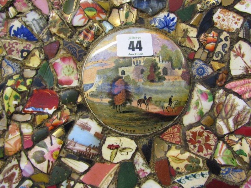 VICTORIAN FOLK ART, pot lid centre ceramic fragment encrusted charger, 13.5" dia - Image 4 of 4