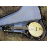 VINTAGE MANDOLIN BANJO, Savana mandolin banjo in vintage hard case