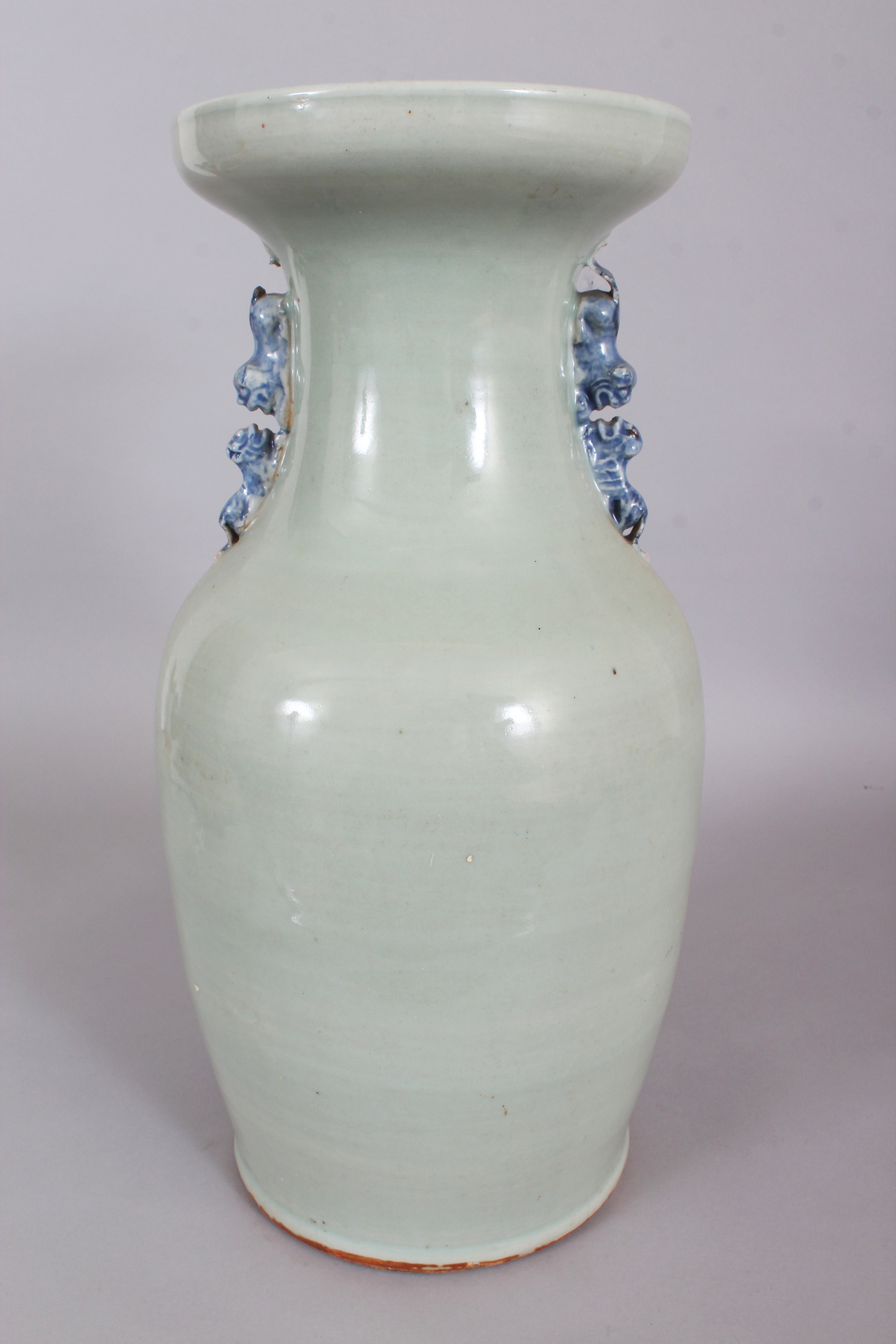 A 19TH CENTURY CHINESE BLUE & WHITE CELADON GROUND PORCELAIN PHOENIX VASE, painted with a phoenix - Image 3 of 10